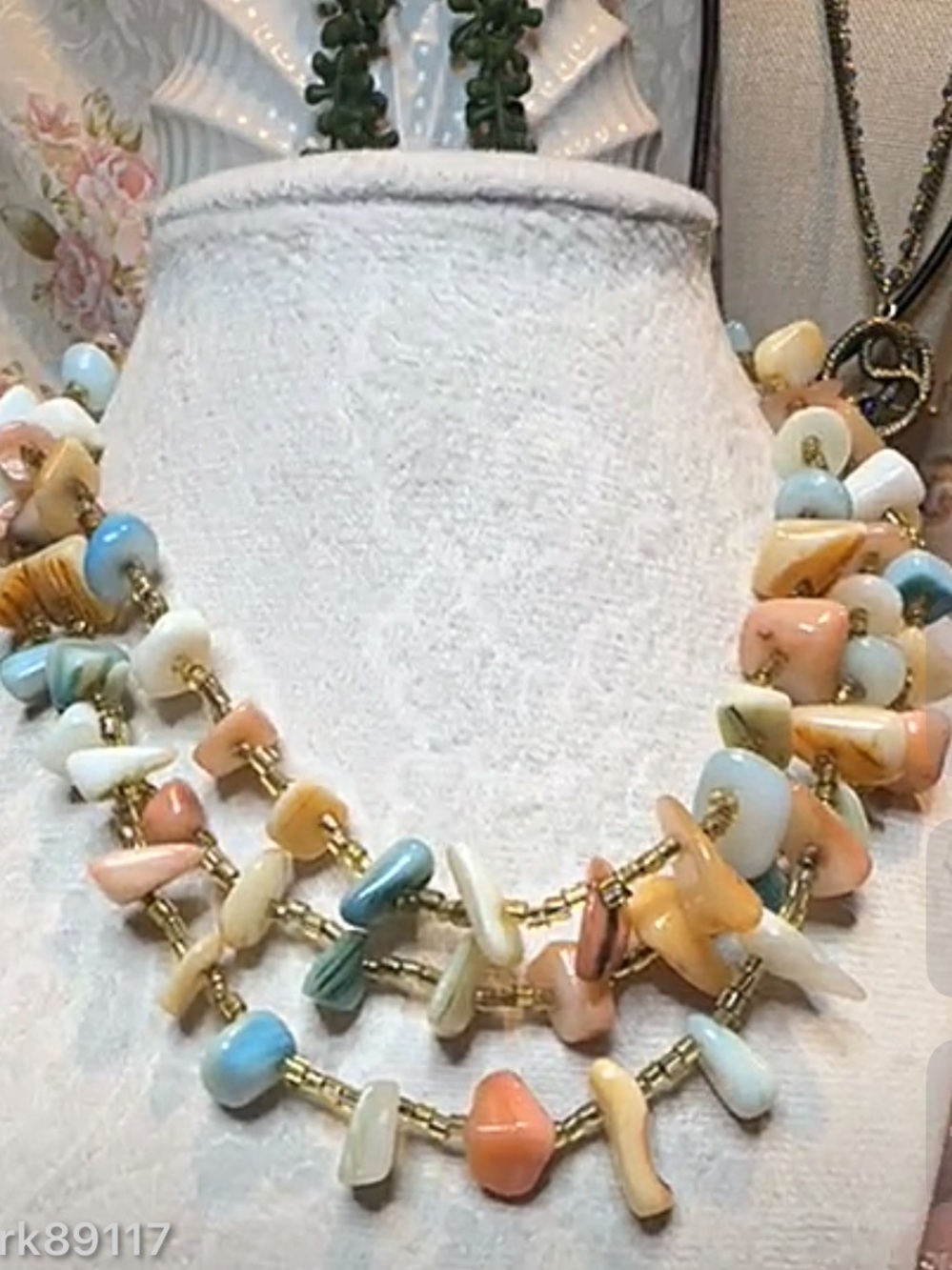 vintage Japanese shell and beaded designs featuring pastel colors.